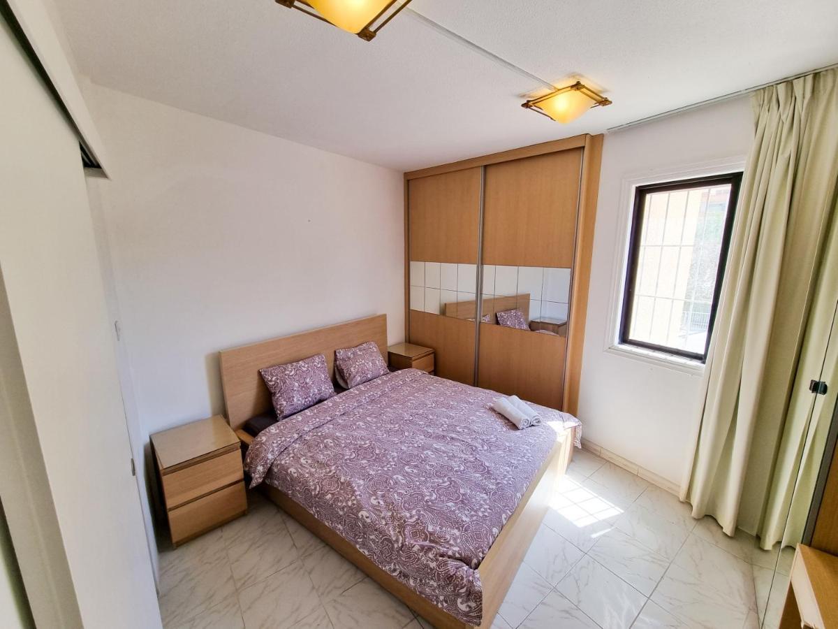 Cheer Up City Apartment, Near To The Finikoudes Beach Larnaca Exterior foto
